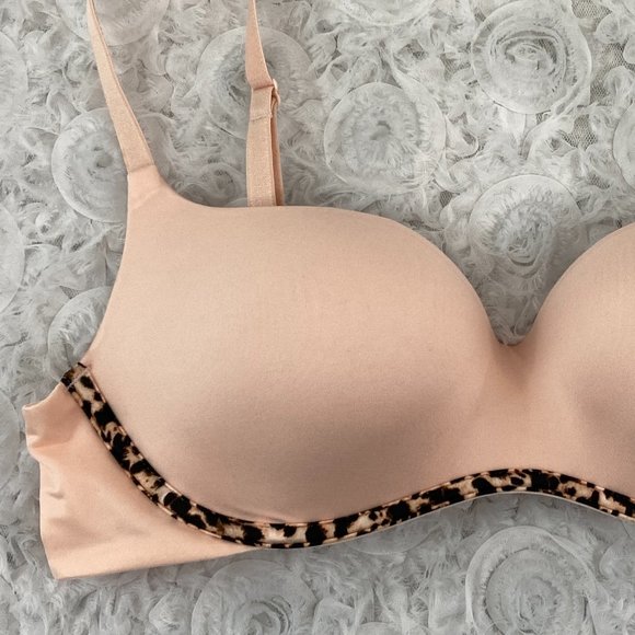 Victoria's Secret | Balconet Bra with Animal Print - Picture 3 of 12